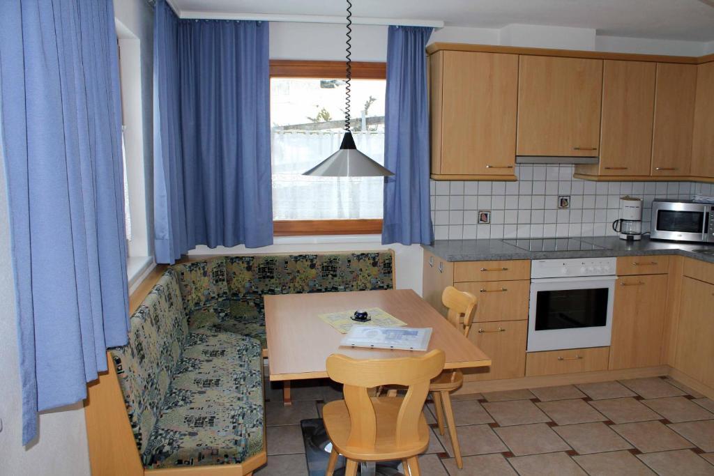 Chasa Vaidum Apartment Samnaun Room photo