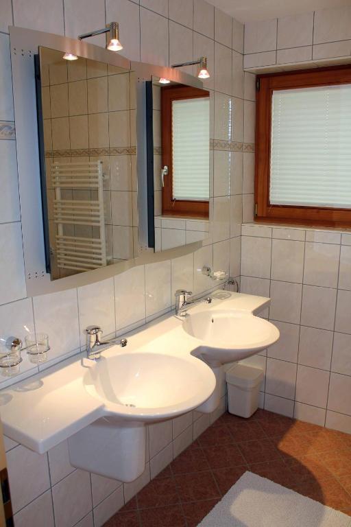 Chasa Vaidum Apartment Samnaun Room photo