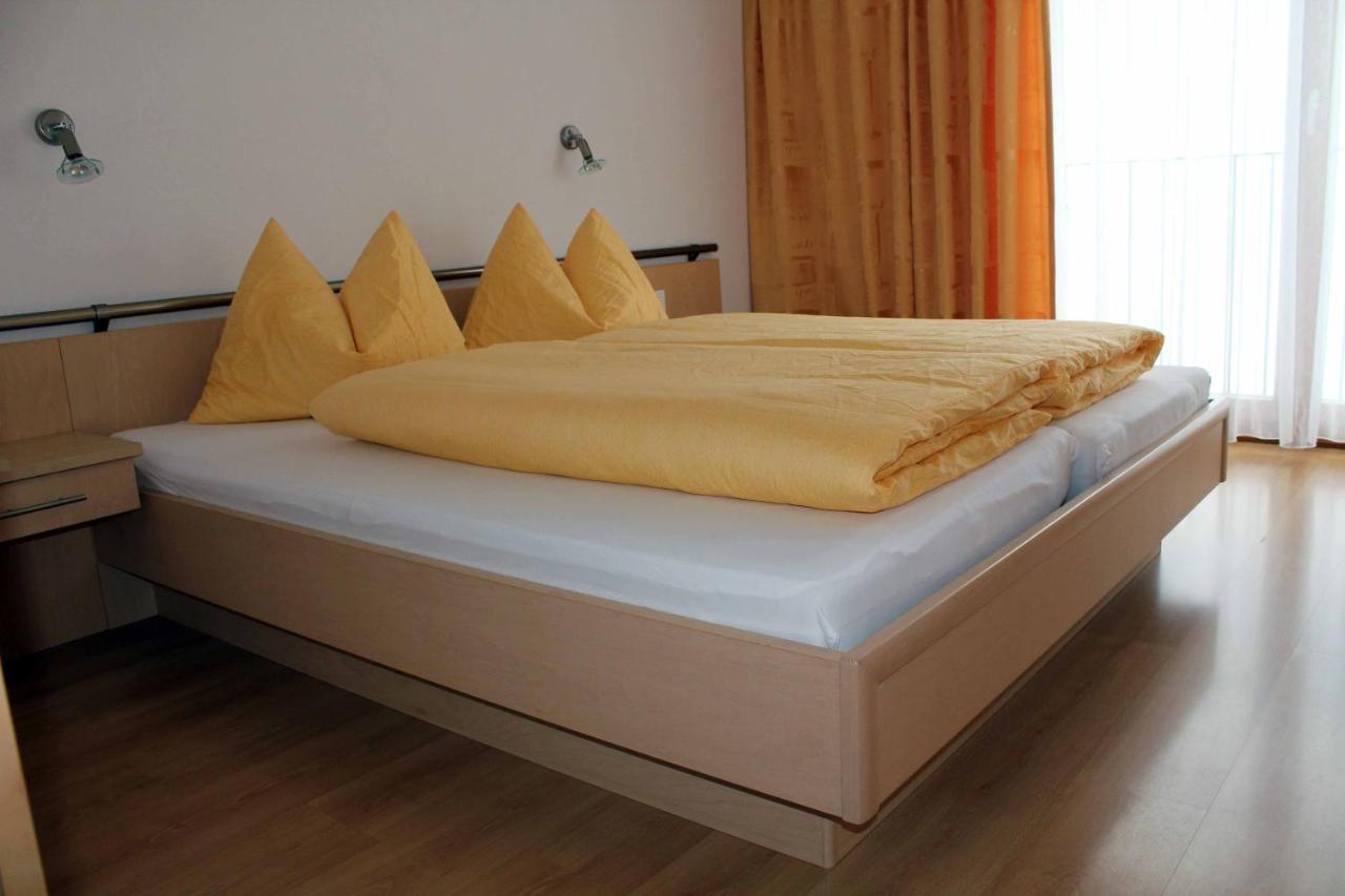 Chasa Vaidum Apartment Samnaun Room photo